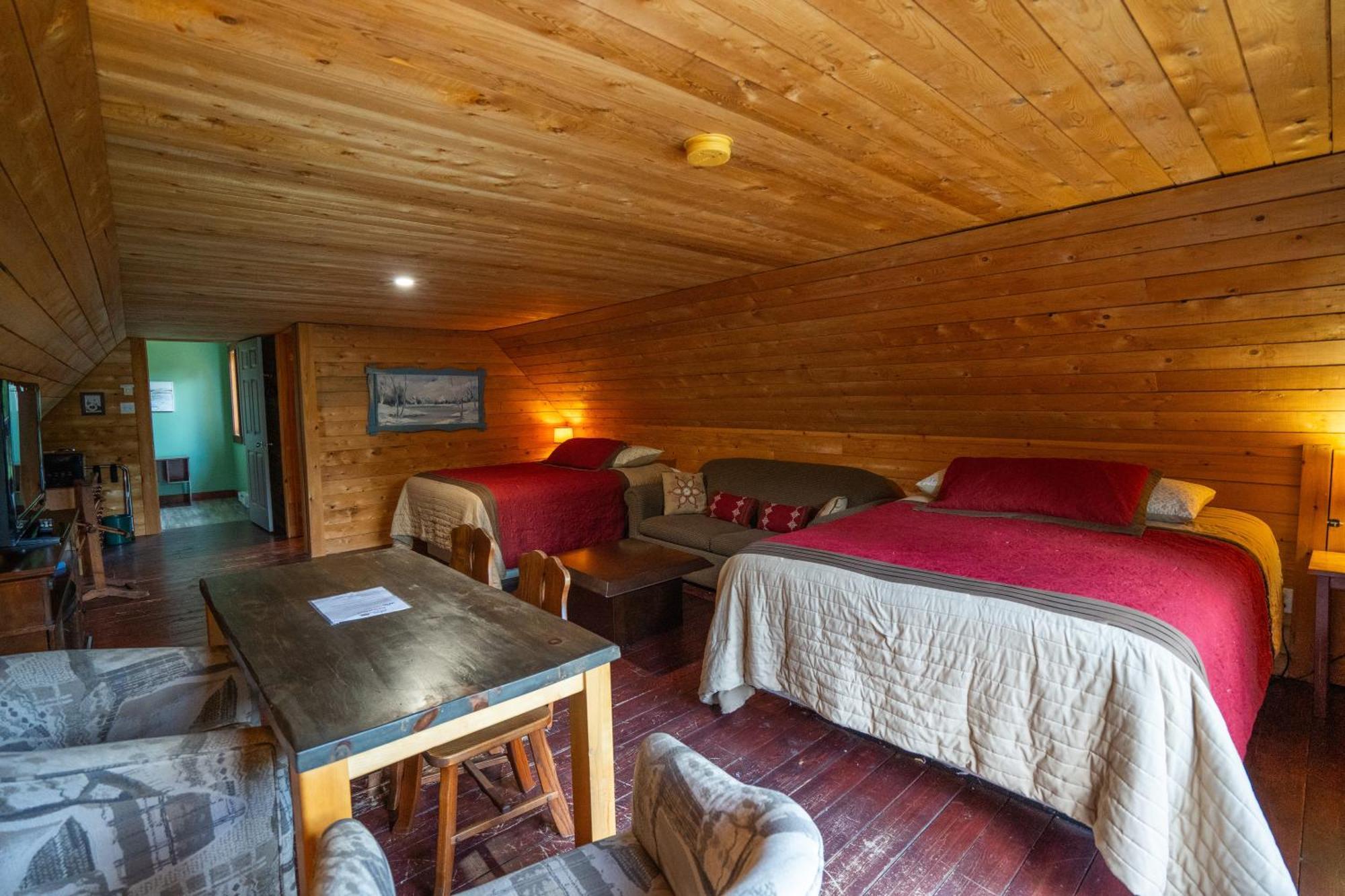 L'Auberge Refuge Du Trappeur Saint Mathieu Du Parc Ngoại thất bức ảnh